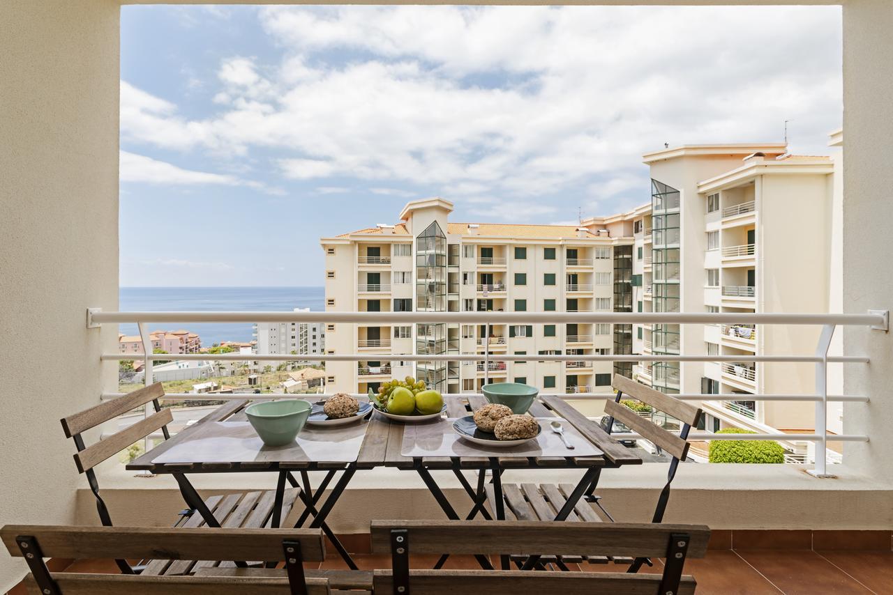 Piornais I By An Island Apart Funchal  Extérieur photo
